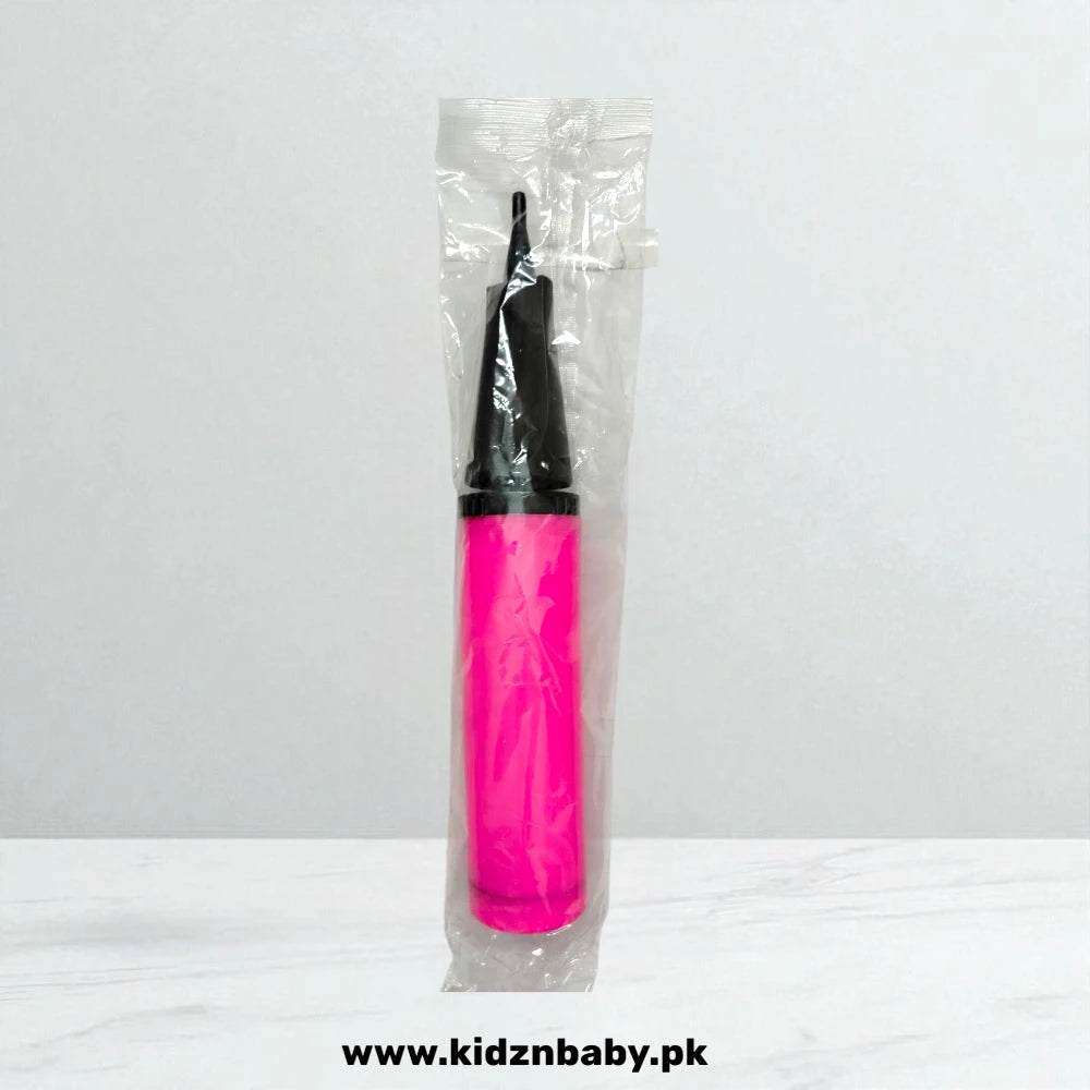 Lightweight manual balloon inflator for fast setup