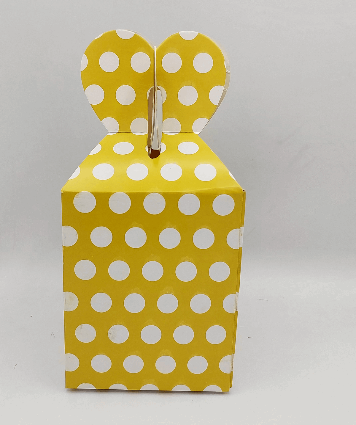 Pack of 10 Yellow Polka Dot Goodie Boxes for vibrant party favors