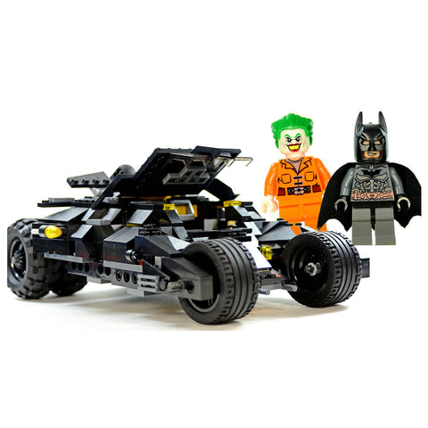 Batman Batmobile LEGO Set 7105 - Detailed model with Batman minifigure